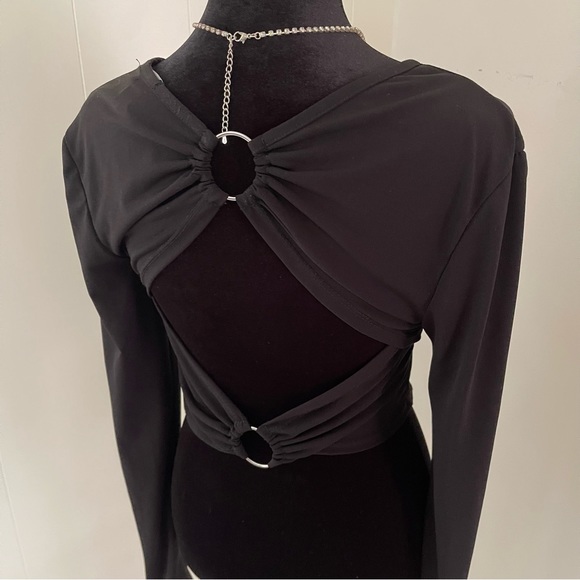 Black long sleeve cut out top - Picture 3 of 4